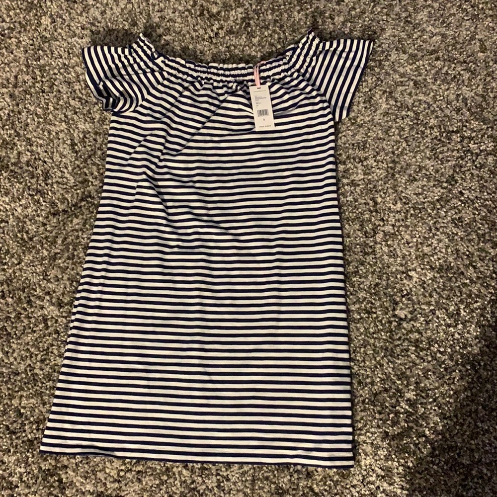 Vineyard vines - off the shoulder dress